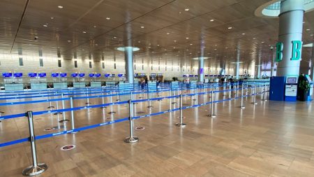 An empty departures gate at Ben-Gurion Airport in Tel Aviv in September 2020 (Photo: Hen Mazzig via Twitter)
