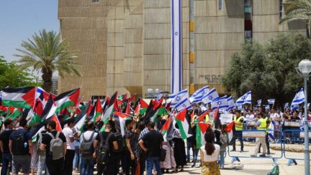 Israeli and pro-Palestinian students stage protests at Ben-Gurion University in Beersheba on May 23, 2022. (Photo via Yoni Michanie on Twitter)